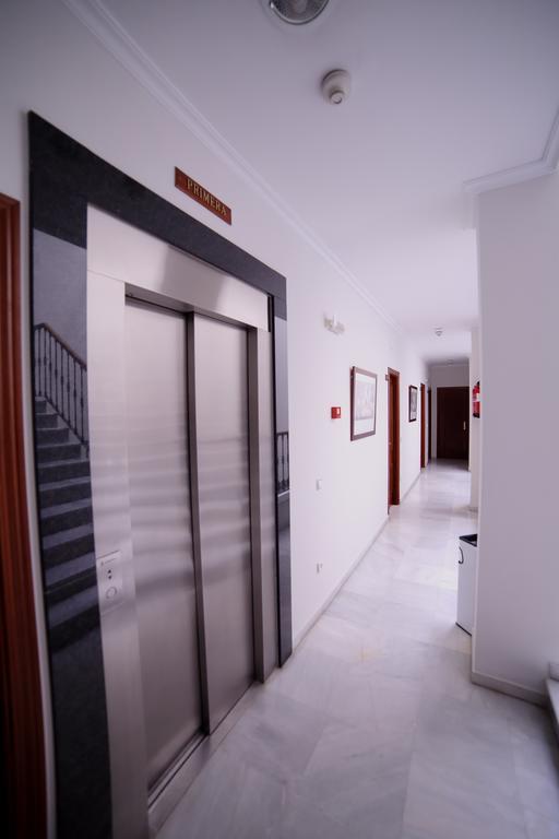 Hotel Dona Blanca Sevilla Dış mekan fotoğraf